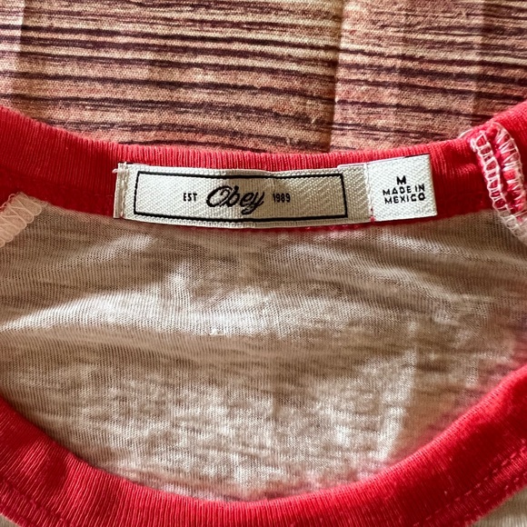 Obey Top M - Picture 3 of 4